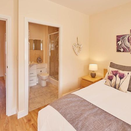 Host & Stay - The Scuttlebutt Townhouse Вітбі Екстер'єр фото